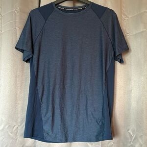 Under Armor men’s shirt, L